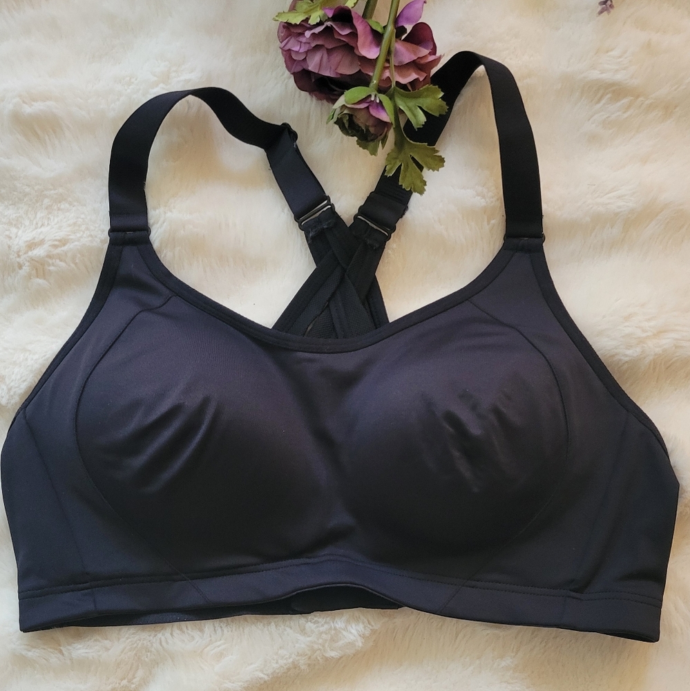 Black Women's Sports Bra